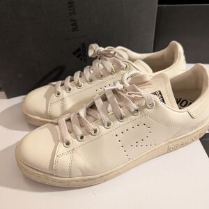 adidas Cream/Off-White Leather Low-Top Sneakers